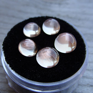 7mm sunstone cabochon