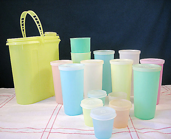 [pasteltupperware.jpg]