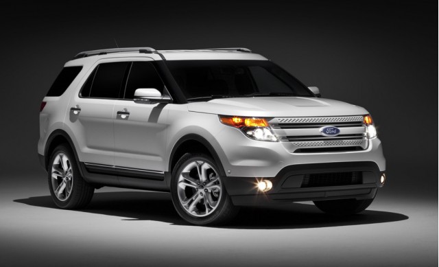 2011 ford explorer interior photos. Video of First Look: 2011 Ford