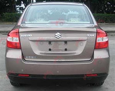 New 2011 Maruti Suzuki SX4 in India soon - Spy Photos