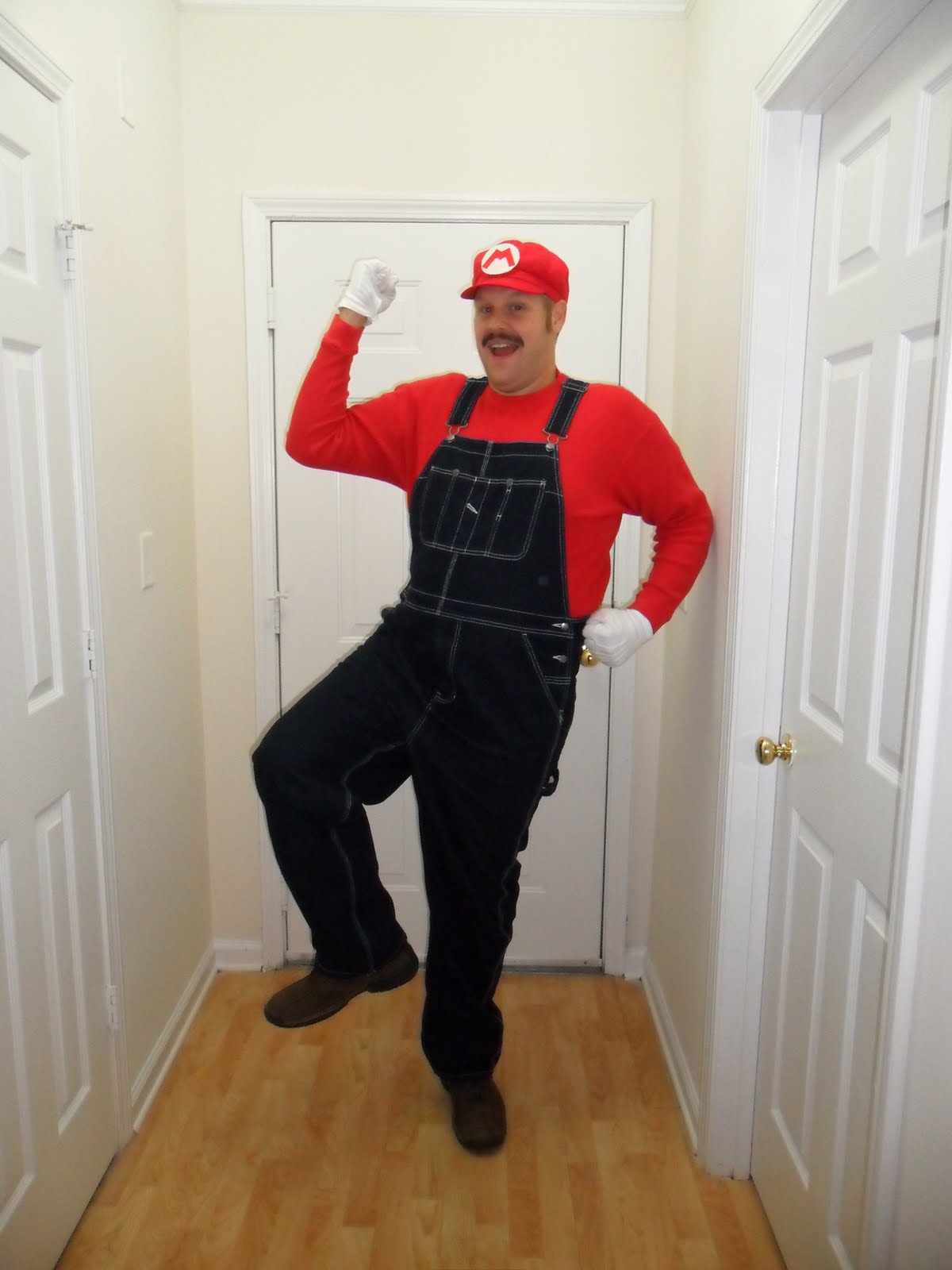 peach and mario costumes