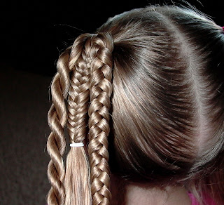 How+to+do+a+daisy+chain+braid