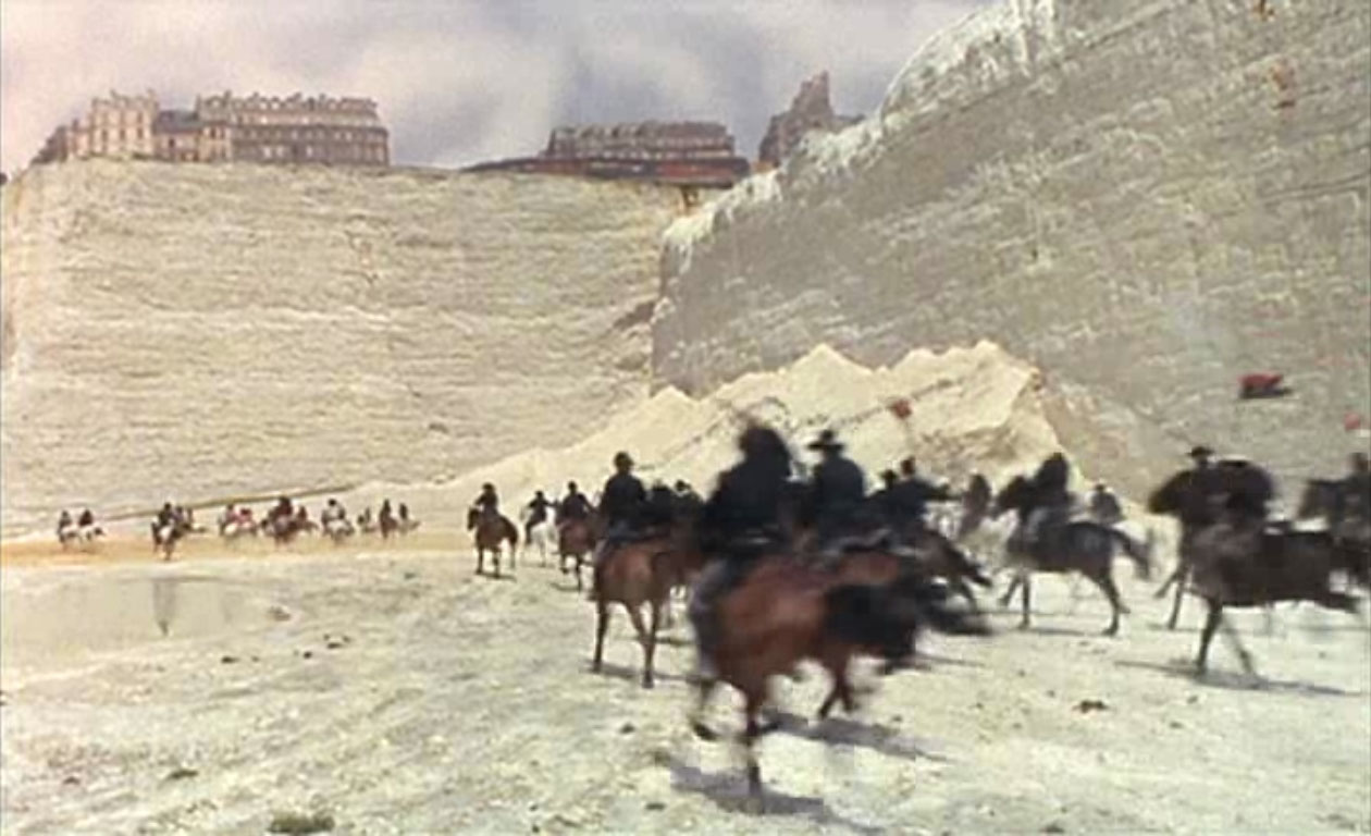 [netouchepasalafemmeblanche24.jpg]