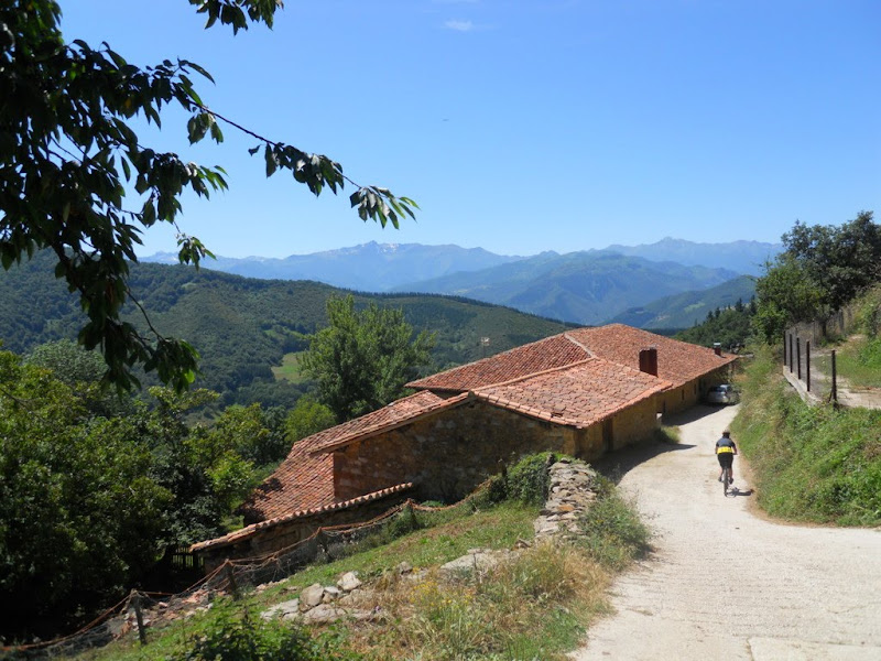 AL FILO DE LO IMPRESENTABLE (24072010) Ojedo San Pedro de Bedoya