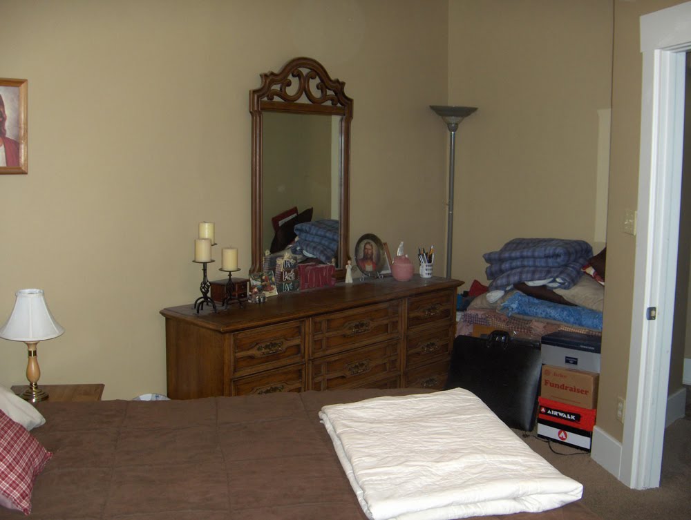 Yay, I Made It! DIY Bedroom Makeover