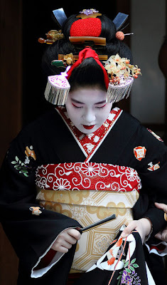 Fotografías e imágenes de Geishas (Mujeres y Kimonos)