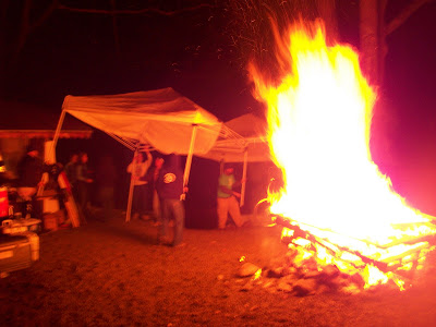 tent%2Bis%2Balmost%2Bon%2Bfire.JPG
