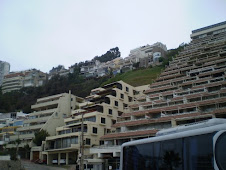 Arquitetura Litorânea em Viña del Mar Contrasta com a Simplicidade de Valparaíso, sua Vizinha