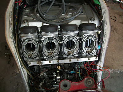 zx7r carbs