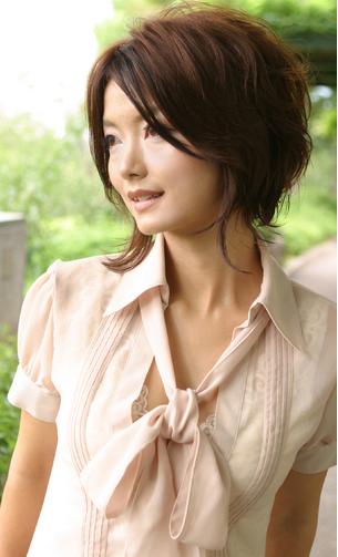 short haircuts for round faces women. Short hair styles for round