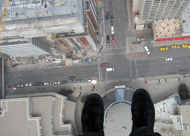 [Calgary-tower-11blg.jpg]
