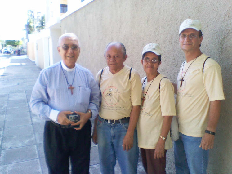 mons. pedro e os missionarios da equipe da visitação