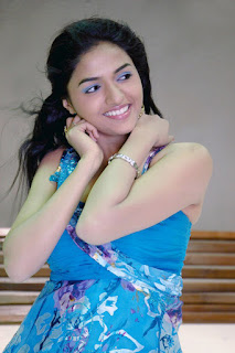 sunaina hot stills from tamil movie