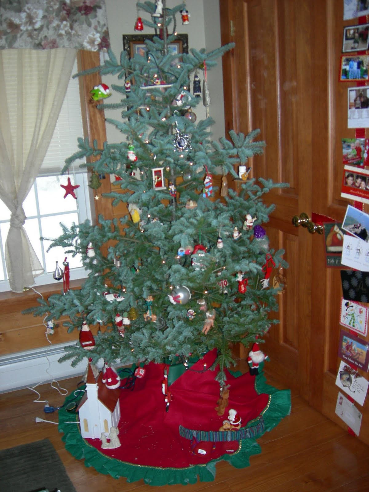 [Charlie+Brown+Tree.jpg]