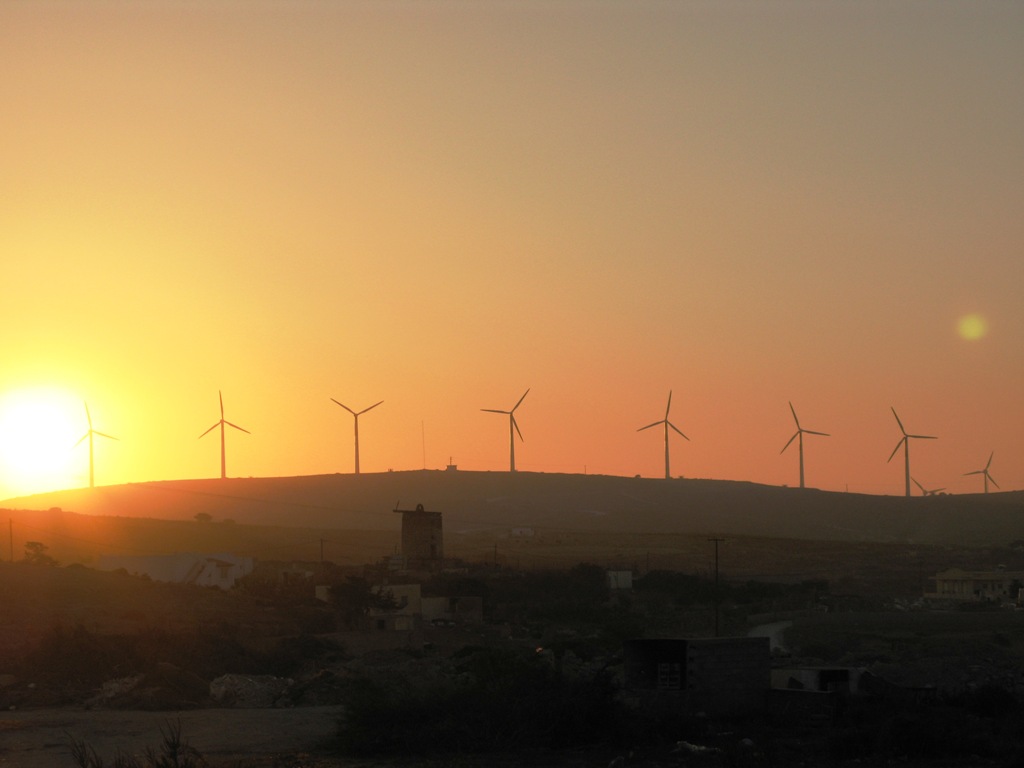 [36-SUNSET+EOLICO.JPG]