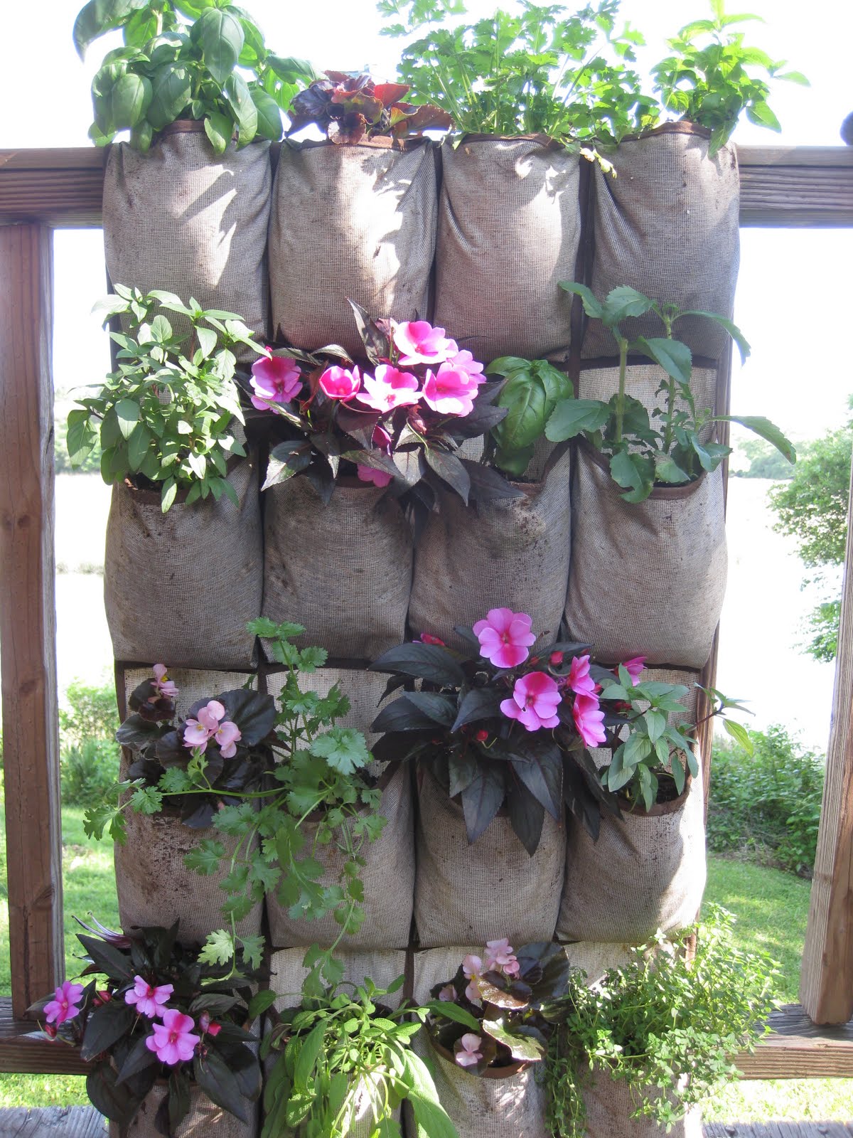 Pocket Shoe Holder Garden