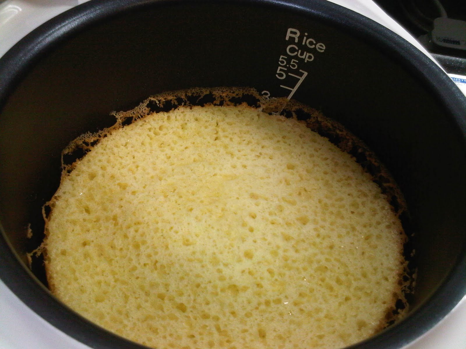 Rice Cooker Sponge Cake