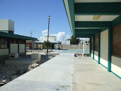 La Escuela Secundaria Técnica No. 24 "Octavio Paz" se localiza en la colonia 