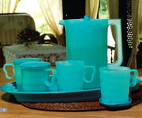 [handy+pitcher2.3l.bmp]