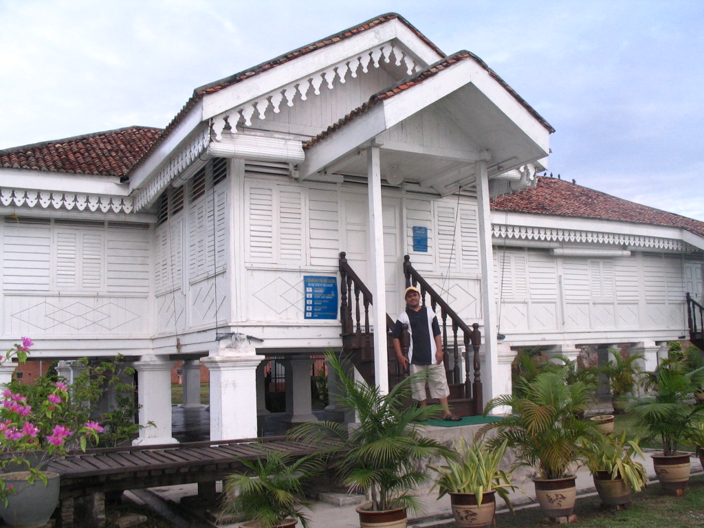 [gambar+man+hehehe+030.jpg]