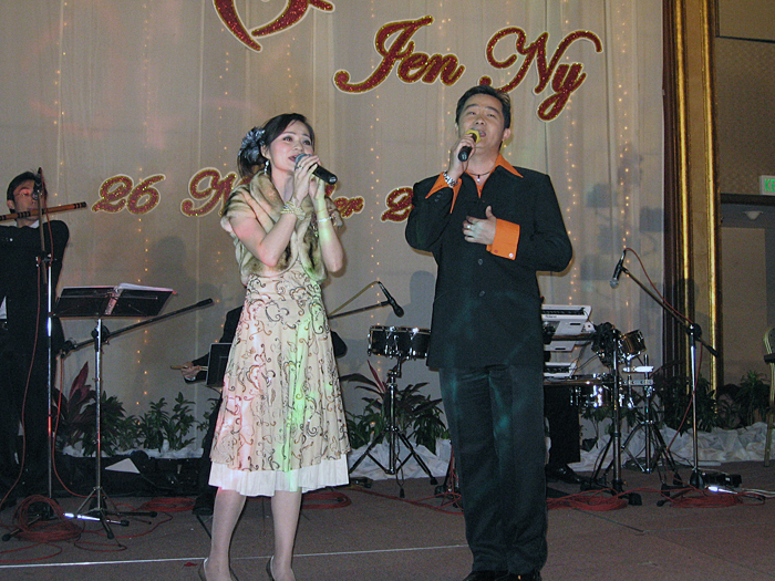 [Wedding+@+Sheraton+Subang+26th+Nov+07_Vicky+&+EeeFan.jpg]