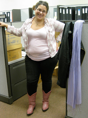 30 Dresses in 30 Days: Apple bottoms jeans, boots with the ...