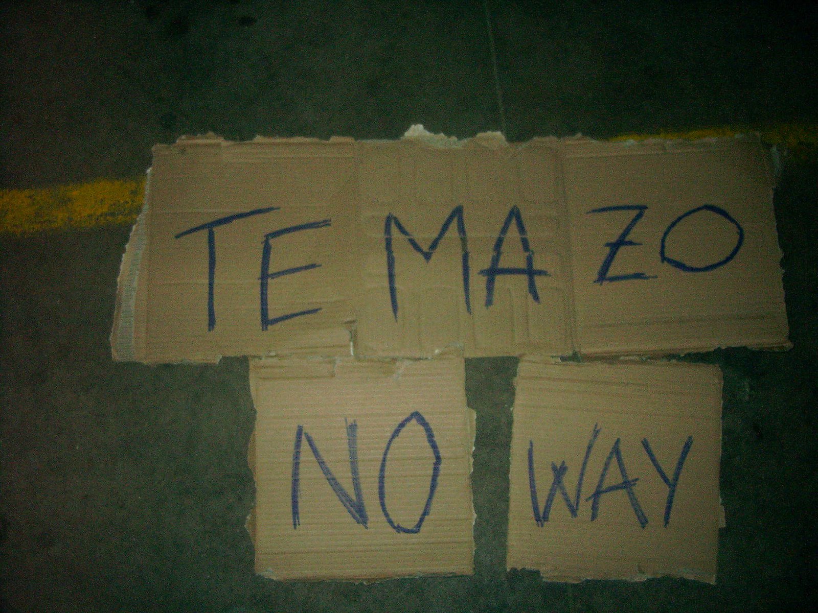 [escucha1.JPG]