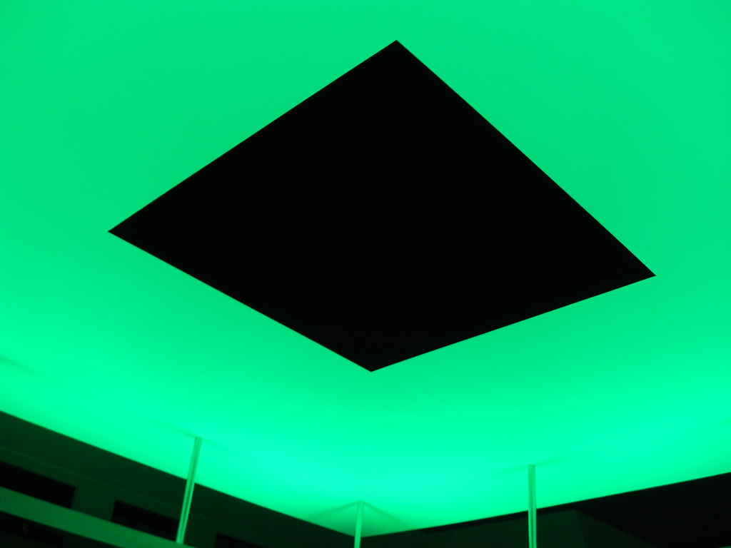 [Turrell3.jpg]
