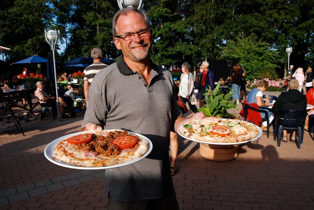 [Pizza.JPG]