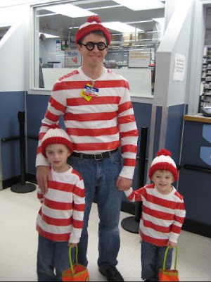 Where is Waldo? - Page 3 Halloween+at+work