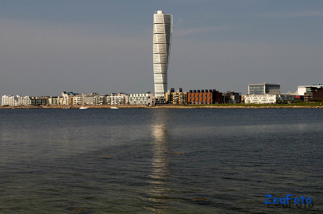 Turning+Torso,+Malmo+01.jpg