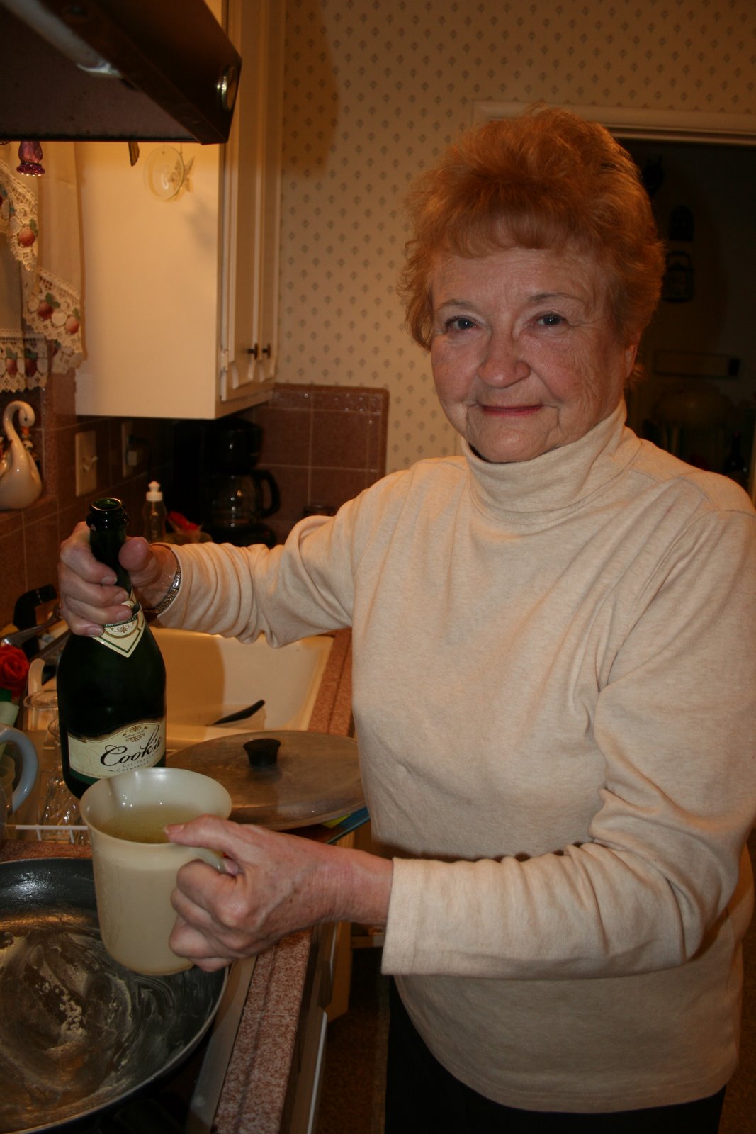 [ChampagneCook.JPG]
