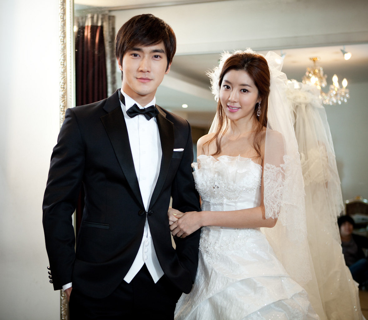 http://2.bp.blogspot.com/_FRGp-iaD_po/TRmVARdtnOI/AAAAAAAAB14/KGq32cOTF70/s1600/choi-siwon-oml-6.jpg