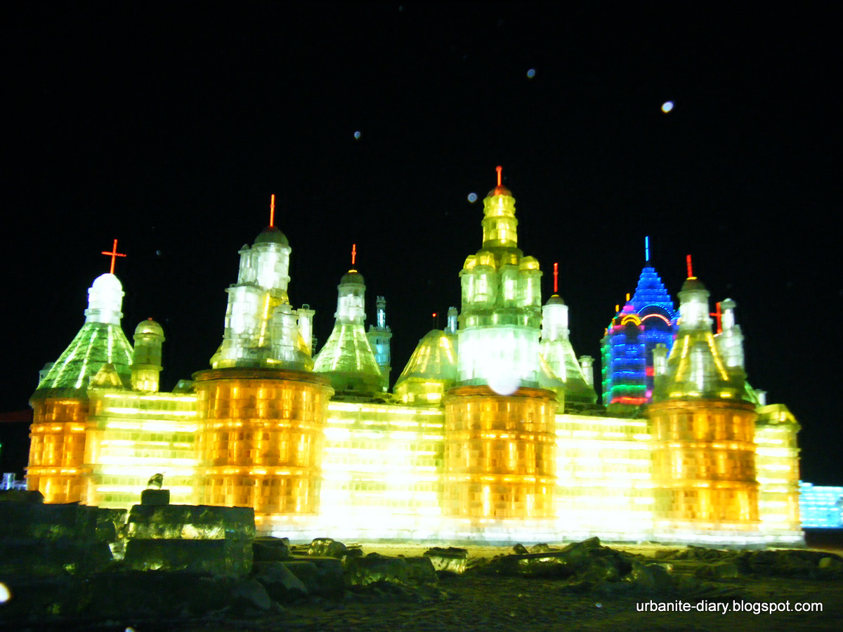 [Harbin+Ice+Festival+2010+s.JPG]