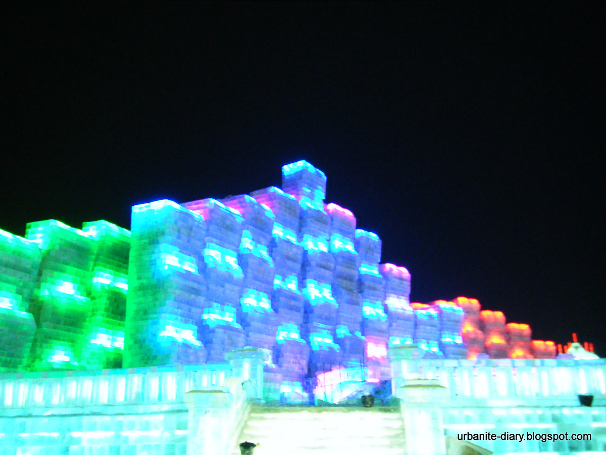 [Harbin+Ice+Festival+2010+p.JPG]