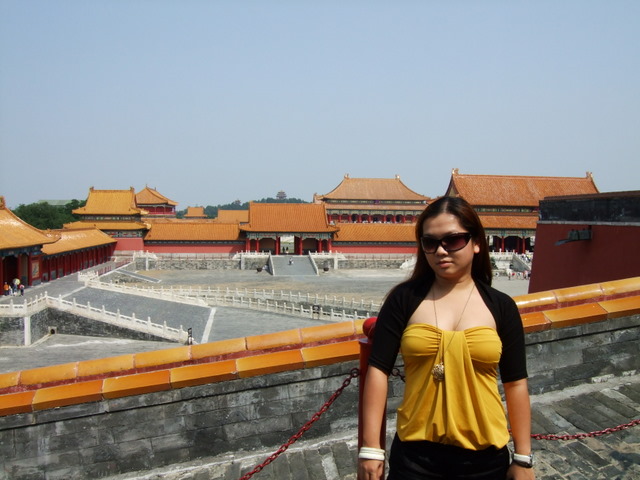 [Me+inside+the+Forbidden+City.JPG]