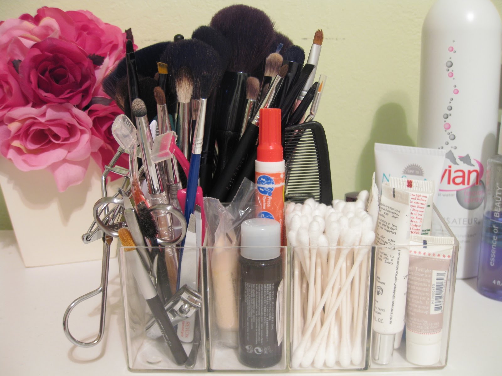 Kalifornia Love What Can You Get With 1.50? My New Brush Organizer