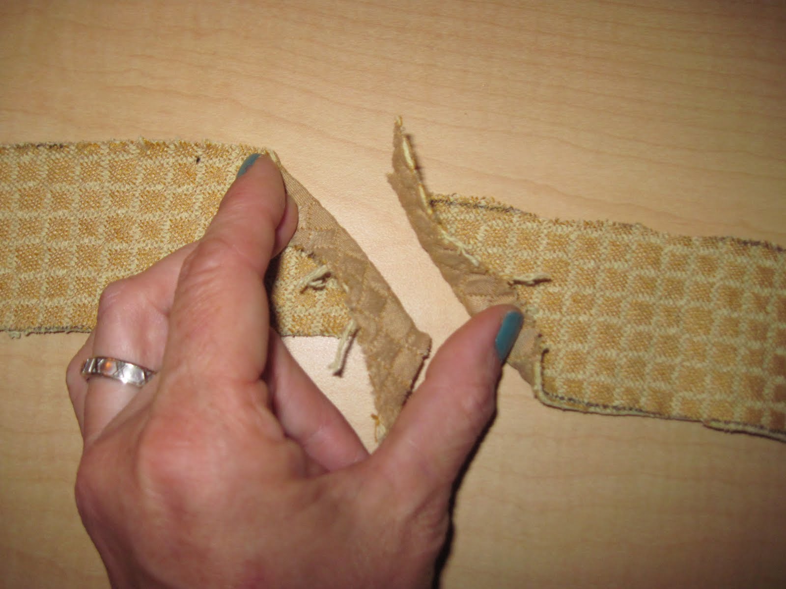 Elysian Studios How to Create Your Own Decorative Welting DIY Tutorial