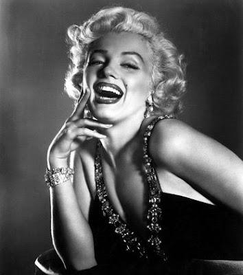 Foto bij Diamonds Are a Girl's Best Friend