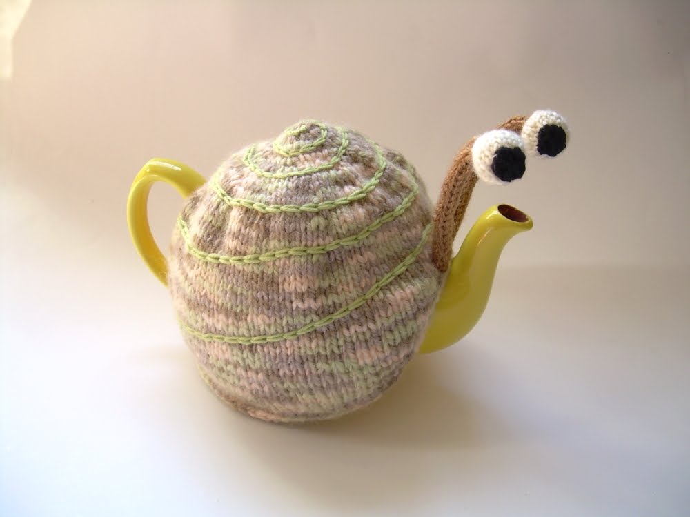 The Nutty Knitter's blog Snail tea cosy