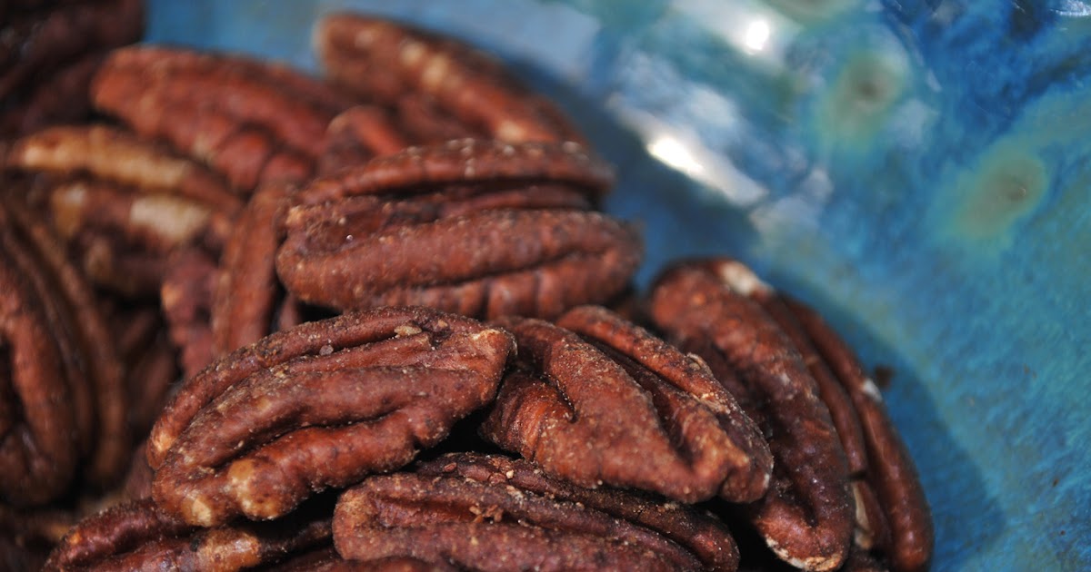 Scrumpdillyicious Oven Roasted Pecans