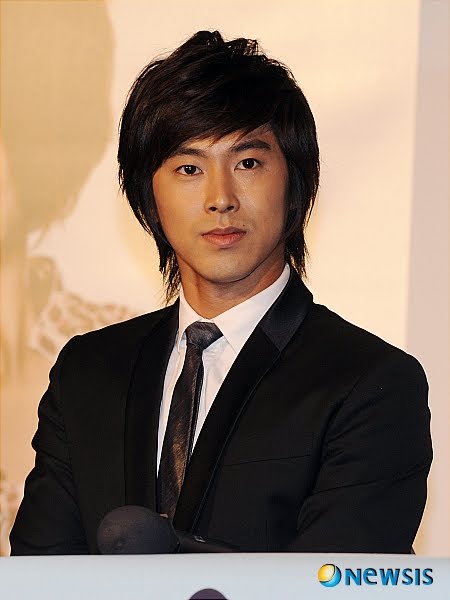 [NISI20090902_0001665366_web.jpg]