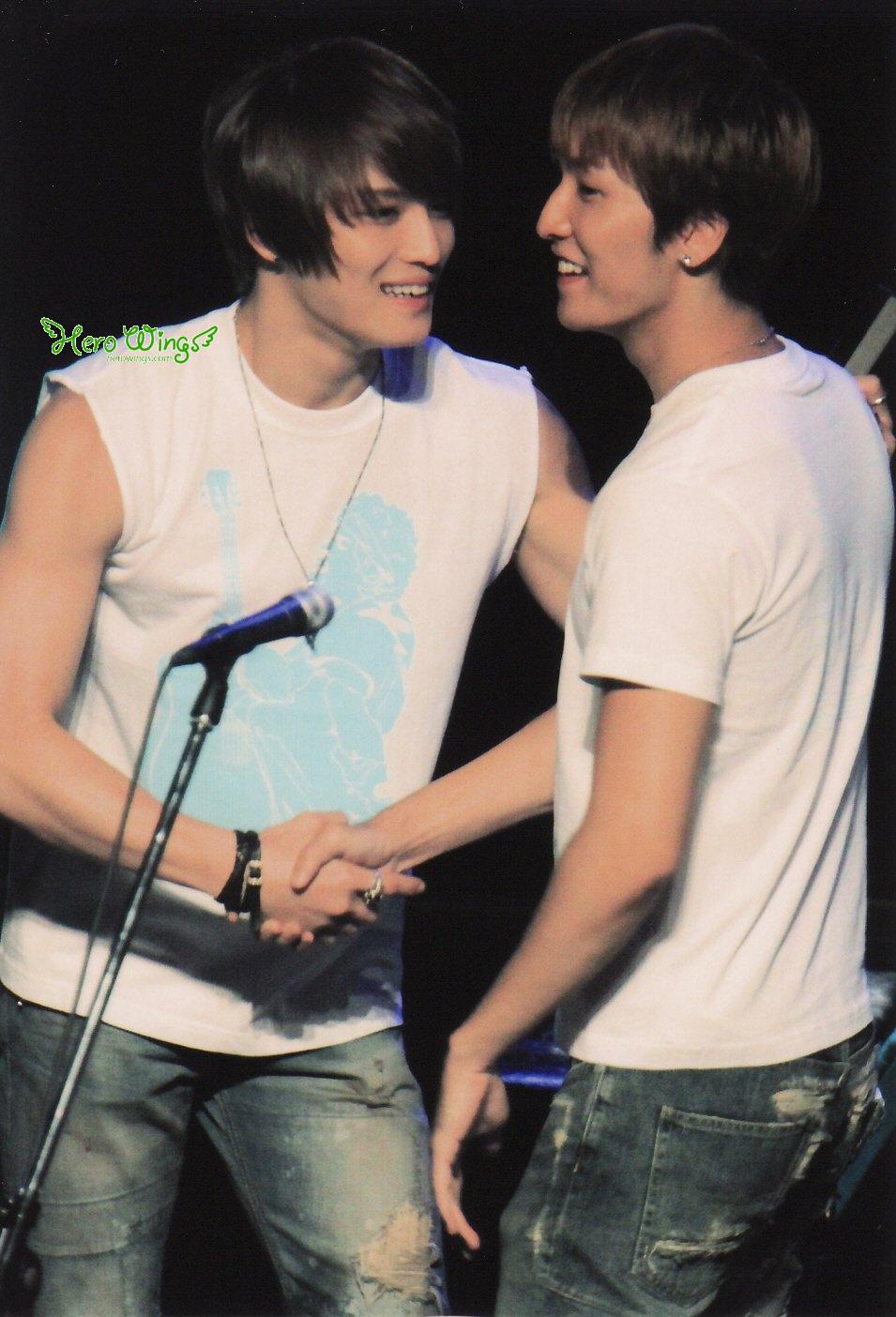 [f07673af85361ea3fb943e0d06adeaec.jpg]