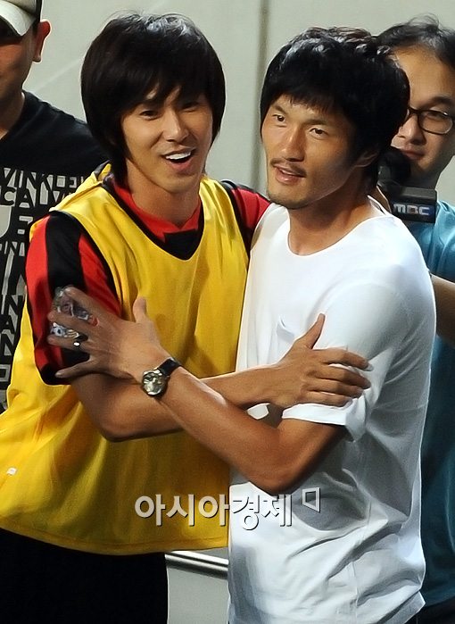 [200908312238356338480A_1.jpg]