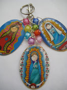 LLaveros virgencitas de acrilico ligero con bolitas de colores 40.00 (llaveros de virgencitas)