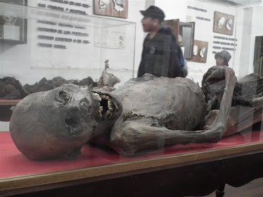Mummia de Uyuni distesa