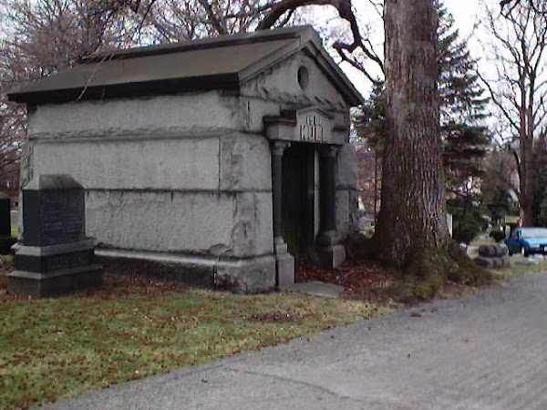 Kull mausoleum