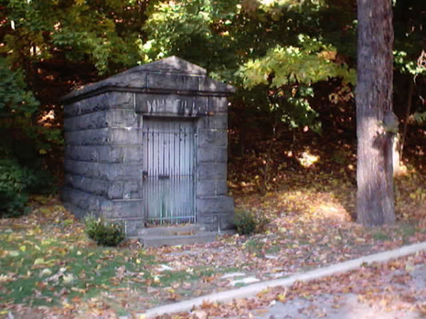 Mustill Mausoleum