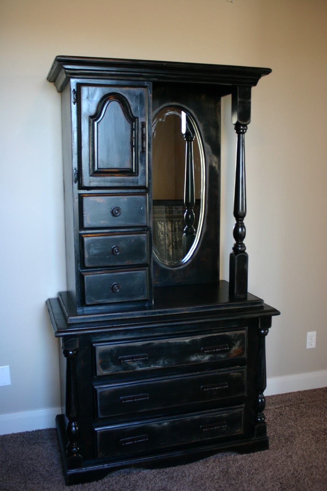 Doubletake Decor: Black chunky wood dresser