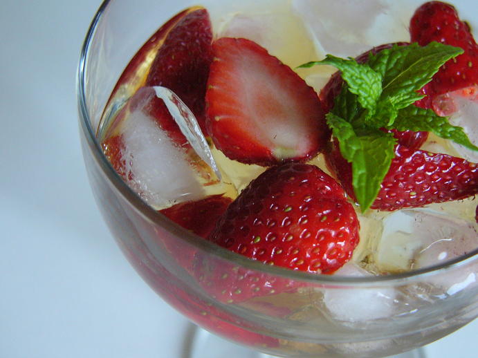 [strawb+1(1).JPG]